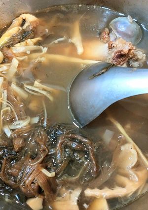 梅菜筍乾排骨湯 的食譜成品照片