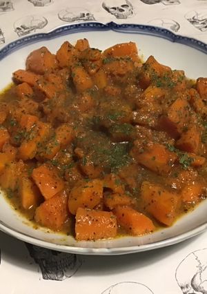 Une photo de Carottes à la rhubarbe et 7 épices