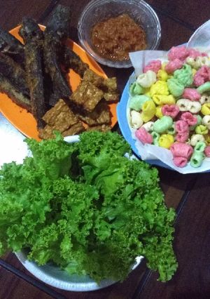 Foto resep Menu lalapan lele sambel terasi
