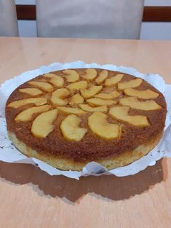 Una foto de Torta invertida de Manzana🍎