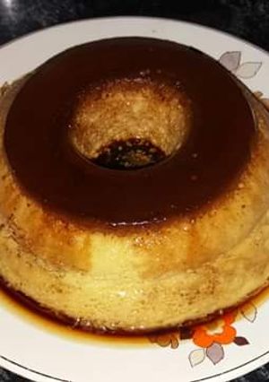 Una foto de Flan casero de huevo 🍮