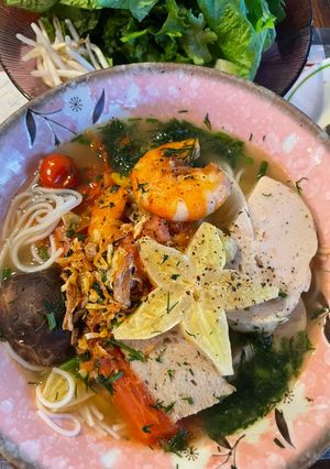 A picture of Bún khế chả cá.
