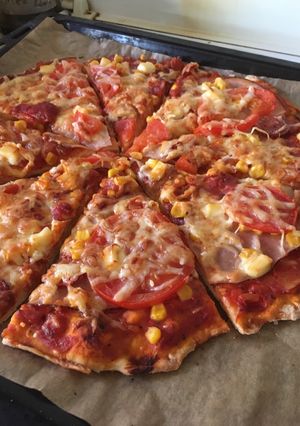 Pizza 🍕 recept fotója