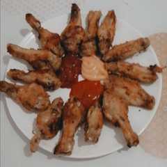 فخيطات و أجنحة في الفرن🐔-レシピのメイン写真