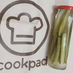 A picture of My pickled cucumber 🥒🥒😋😋.