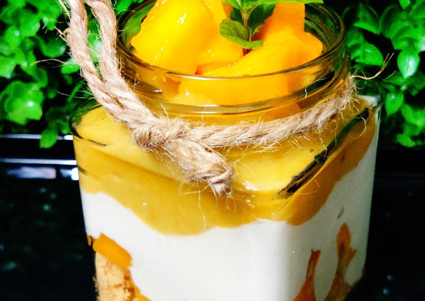 Mango sand pudding