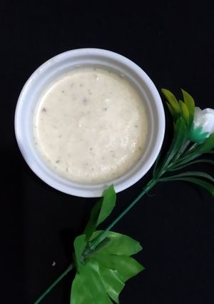A picture of Hari chutney.