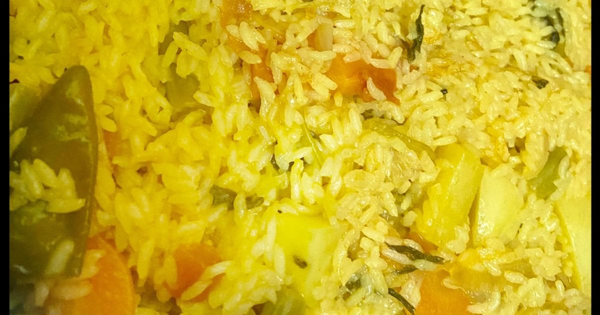 Vegetable Rice Recipe by Travel with Hena - Cookpad