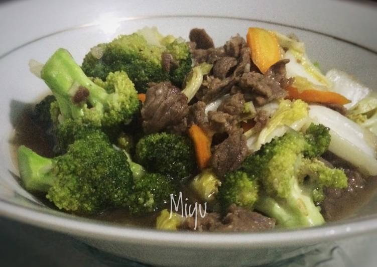 Resep Tumis Daging Sapi, Brokoli, Sawi dan Wortel oleh Miyu Cookpad