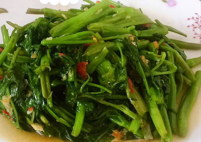 Cara Membuat Resep 90.Tumis kangkung teri