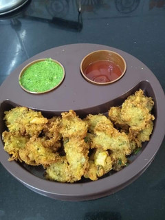 ફરાળી ભજીયા રેસીપી મુખ્ય ફોટો
