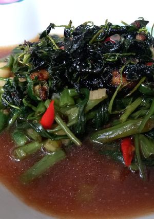 Foto resep Kangkung Saus Tiram Krenyes ala Restoran