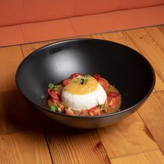 A picture of Burrata salad.