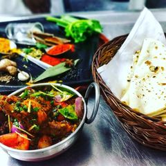 A picture of Kadhai chicken.