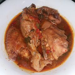 A picture of Chicken pepper soup.