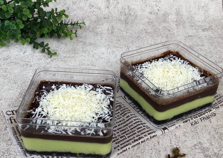 Cara Gampang Membuat Avocado Dessert Box yang Menggugah Selera