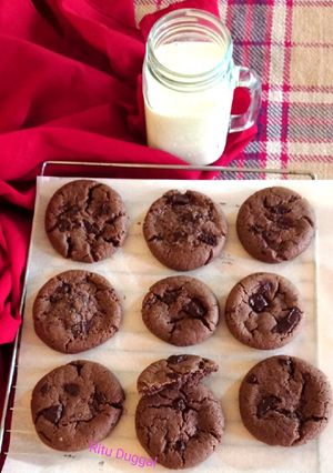 चॉकलेट कुकीज़ (chocolate cookies recipe in Hindi) रेसिपी मुख्य फोटो