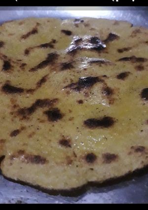 मक्का की रोटी (makka ki roti recipe in Hindi) रेसिपी मुख्य फोटो
