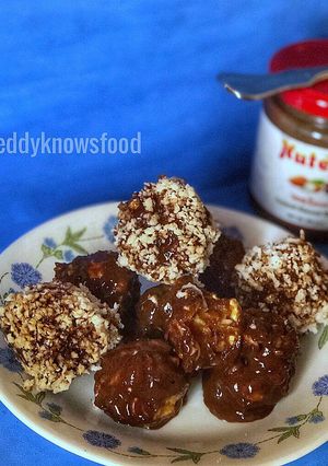 A picture of Chocolaty Vegan Energy Balls.