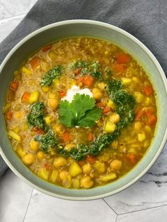 Orientalischer Wurzelgemüse-Eintopf mit Korianderöl Rezepthauptbild