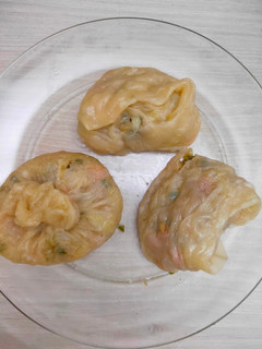 મોમો(momos in Gujarati) રેસીપી મુખ્ય ફોટો