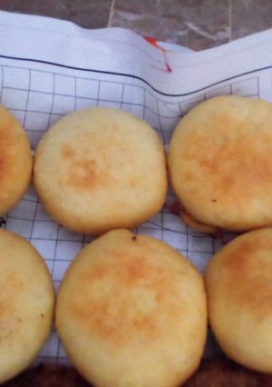 A picture of Chicken gole kabab.