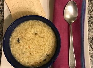 Una foto de Sopa de cabellos de ángel de la abuela