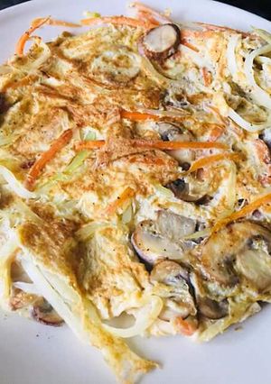 A picture of Mushroom,Carrot,Green Papaya Omelette...