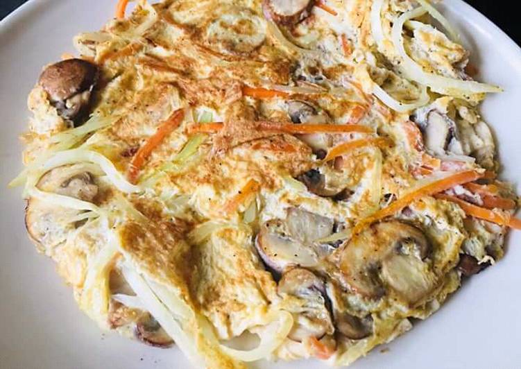 How to Prepare Favorite Mushroom,Carrot,Green Papaya Omelette..