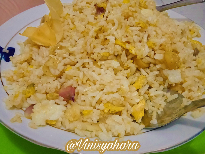 Bagaimana Menyiapkan Nasi Goreng Mentega Simpel yang Menggugah Selera