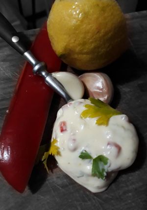 Una foto de Mayonesa de ajo!