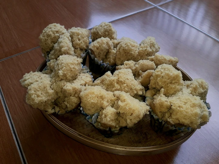 Cara Mudah Menyiapkan Resep Bolu Kukus Gula Merah Mekar Merekah 🏵 yang Lezat Sekali Anti Ribet, Uenak Banget