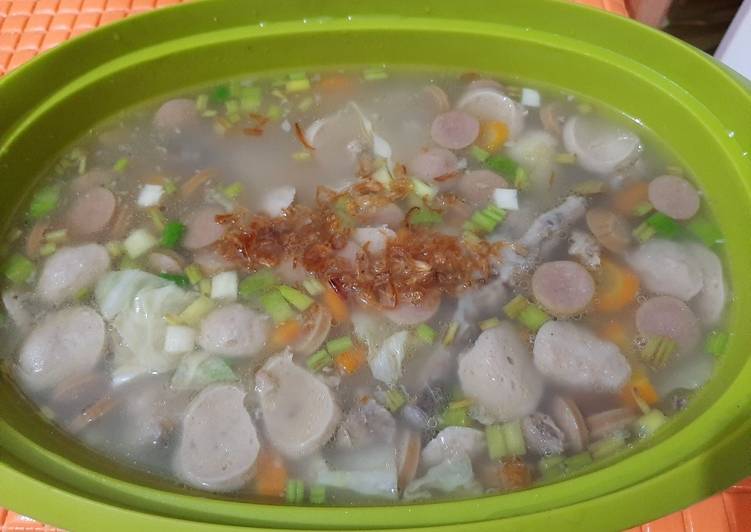 Resep Sop Ayam formasi komplit baso dan sosis, Lezat