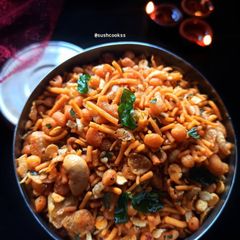 A picture of South indian spicy mixture.