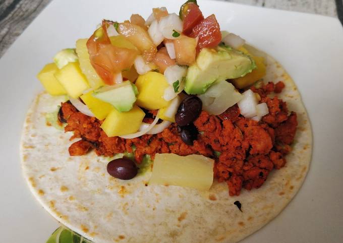 Foto principal de Tacos veganos de "cochinita" pibil de soja texturizada