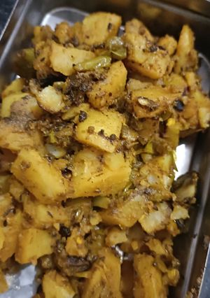 A picture of Aloo shimla.