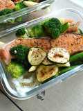 [Low-Fat Lunchbox] Pan-Seared Salmon with Garlic Mashed Potatoes