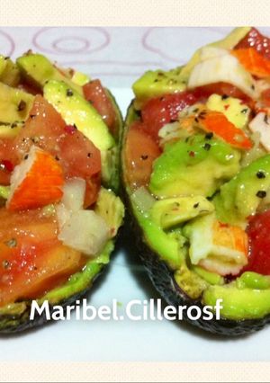 Foto principal de Barquitas de aguacates rellenas