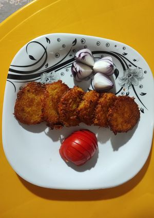 عکسی از دستور کوکو سیب‌زمینی بدون آرد