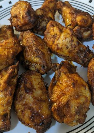 A picture of Air fryer wings from frozen.
