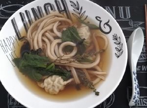 Una foto de Sopa con dumplings