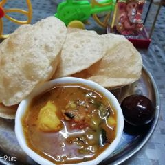 A picture of Rasedar Aloo.