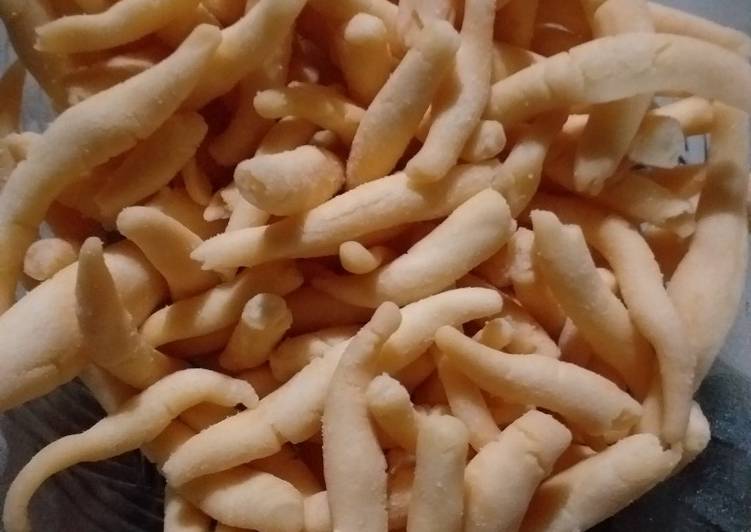 Stik gabus (keju telur)