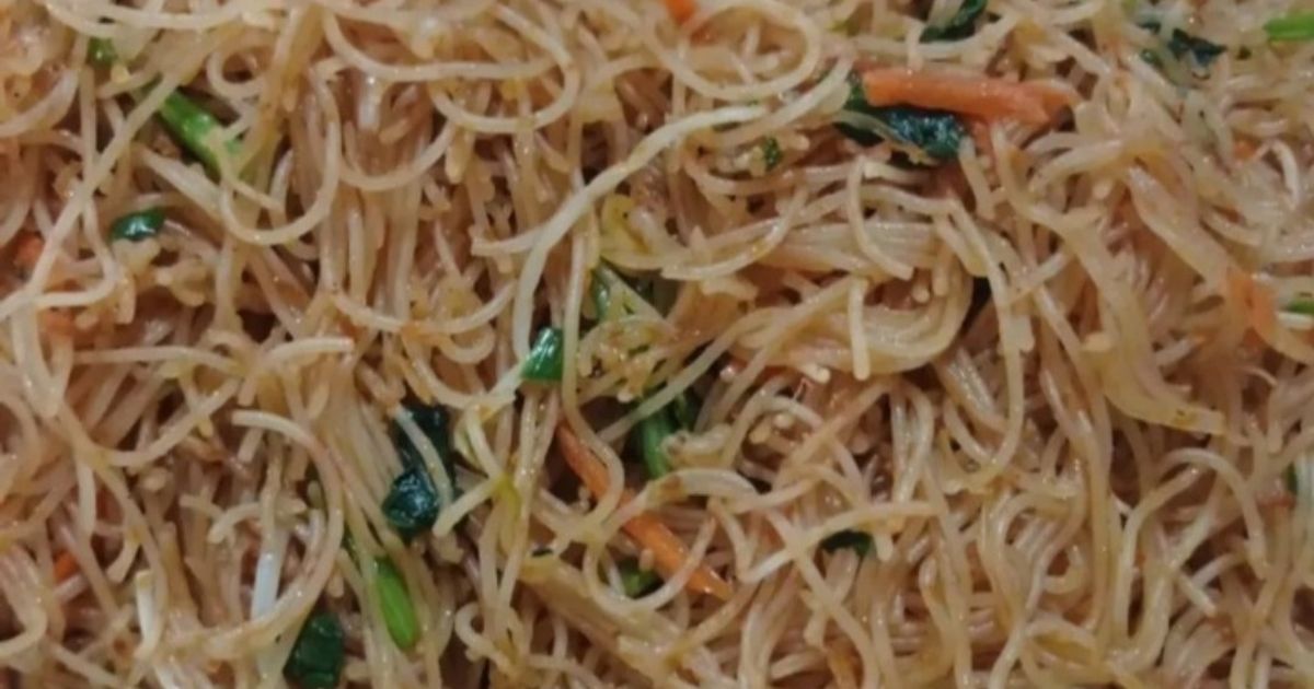 103. Mie Hun Goreng Pedas