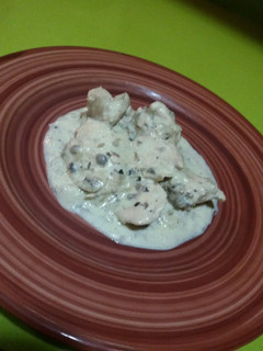 Una foto de Pollo en salsa de queso con thermomix