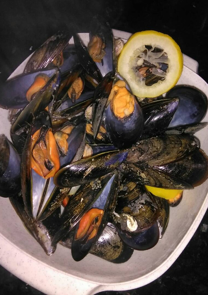 Una foto de Mejillones al vapor
