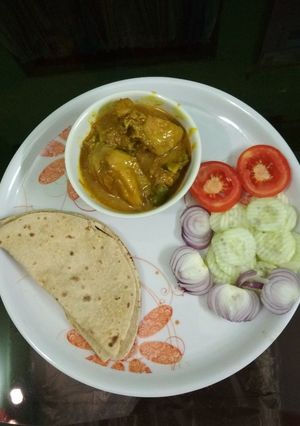 A picture of Chicken masala.