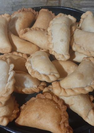 Una foto de Empanadas de jamón y queso