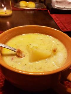 A picture of Potato Broccoli Soup.