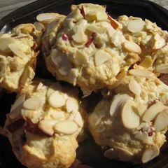 A picture of Apple Hot Biscuits.